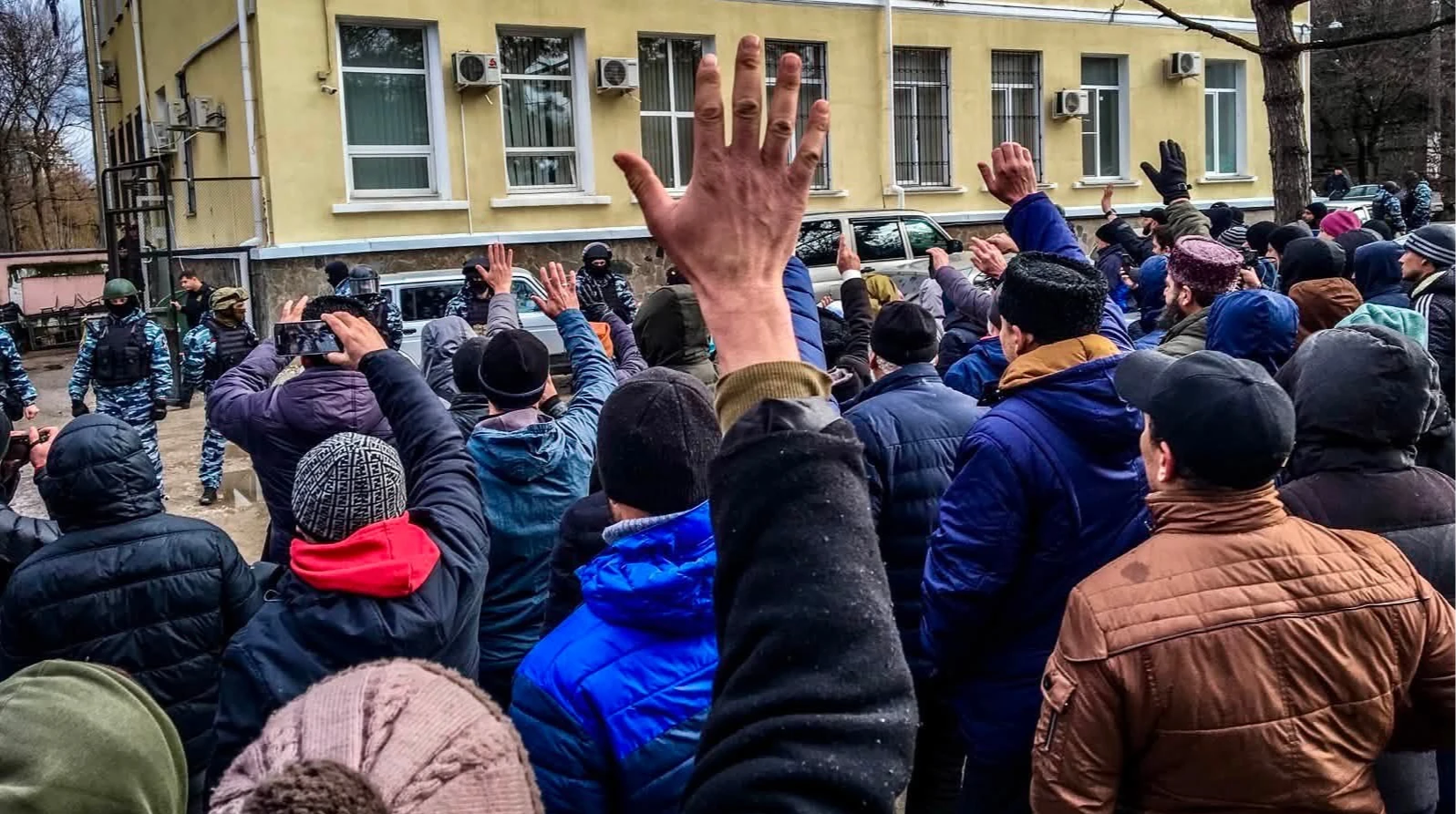 Учасники правозахисного руху «Кримська солідарність» під час громадської акції
