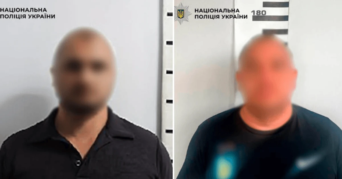 Затримані підозрювані та вилучені гроші на місці події у Сумах